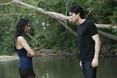 when do damon and elena hook up